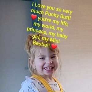 Meet your Posher, Christy